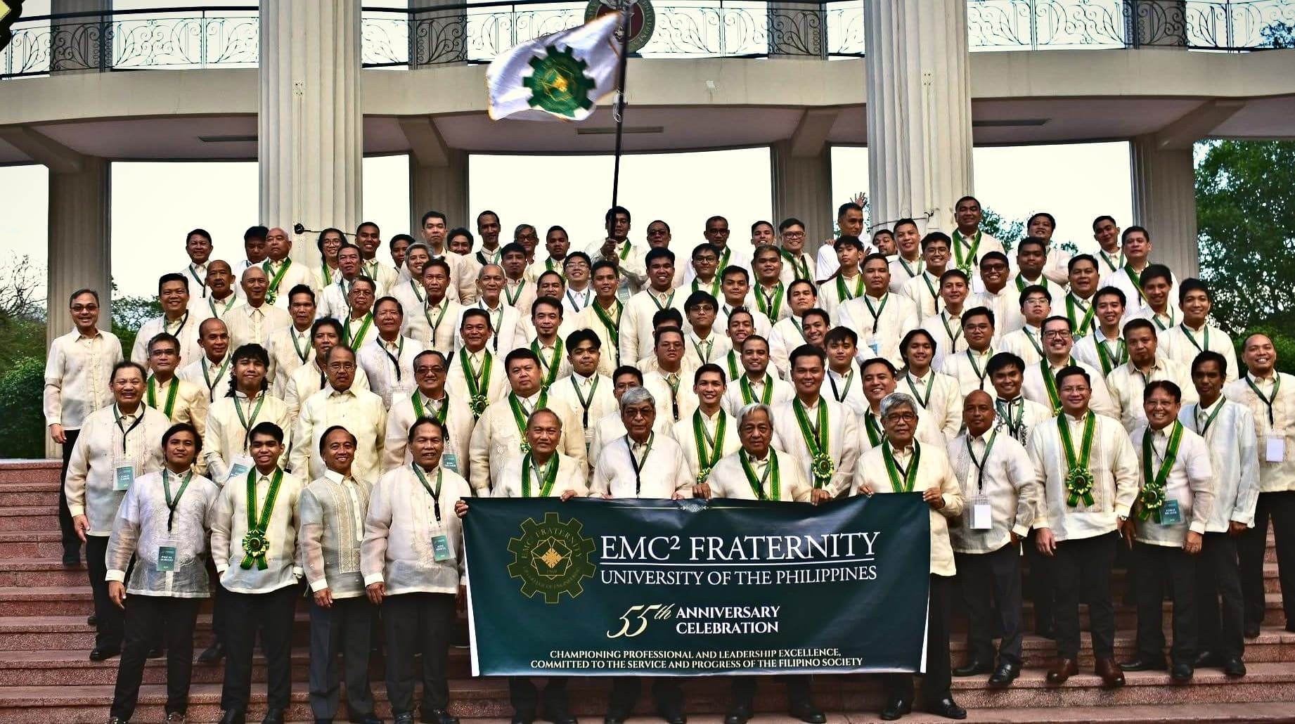 Brods of every batch at the gazebo, 55th Anniversary Celebration, U.P. Diliman